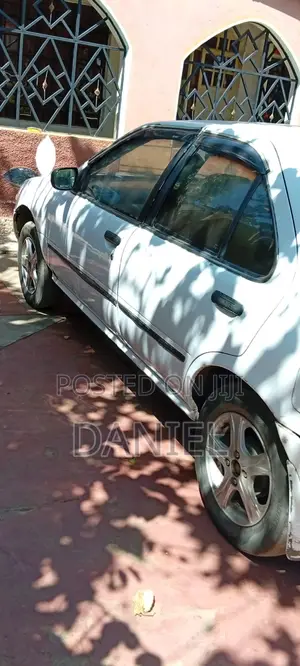 Nissan Sunny 1994 White