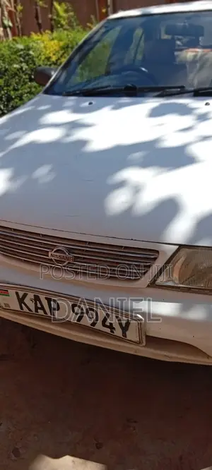 Nissan Sunny 1994 White
