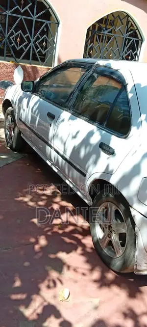 Nissan Sunny 1994 White