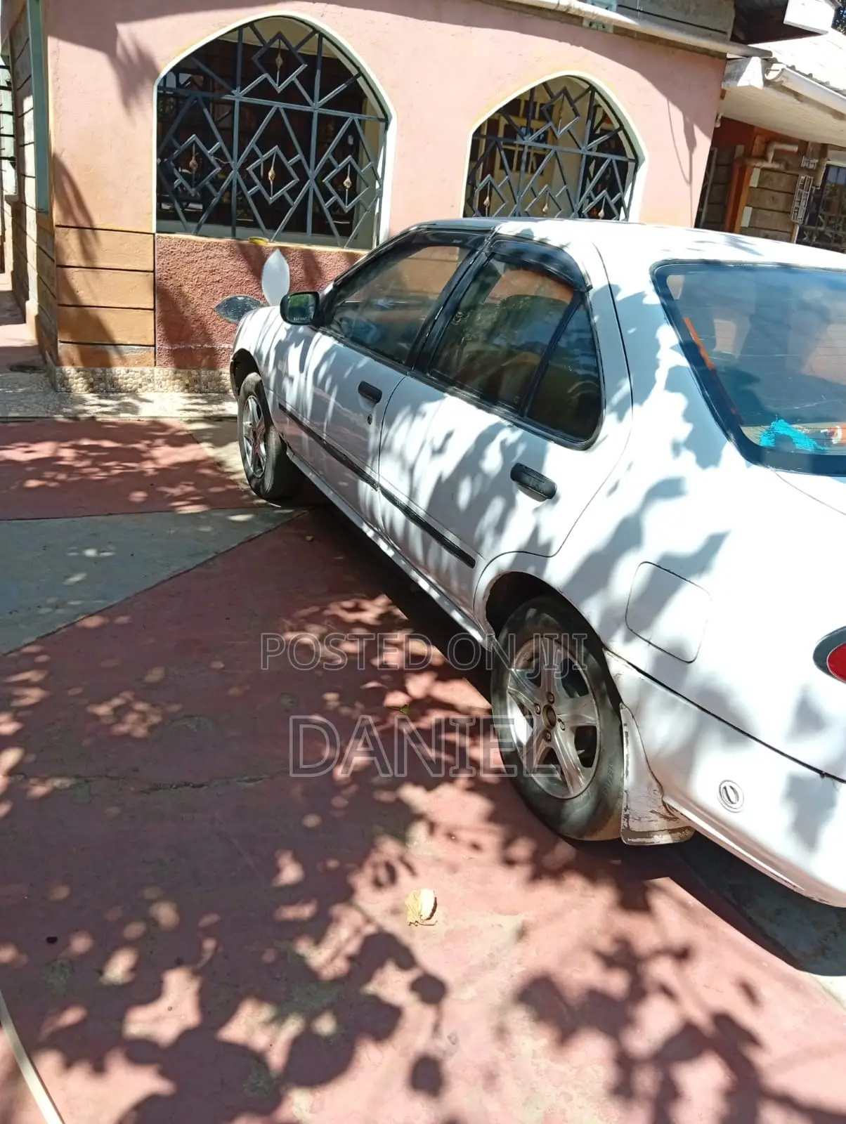 Nissan Sunny 1994 White