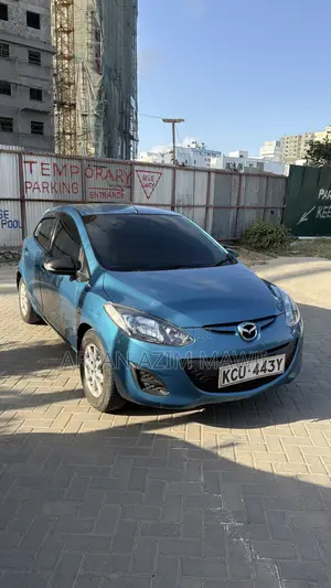 Mazda Demio 2013 Blue