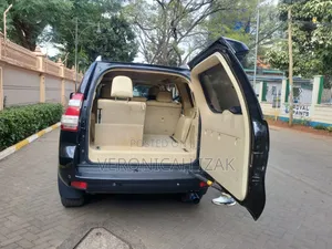 Toyota Land Cruiser Prado 2014 Black