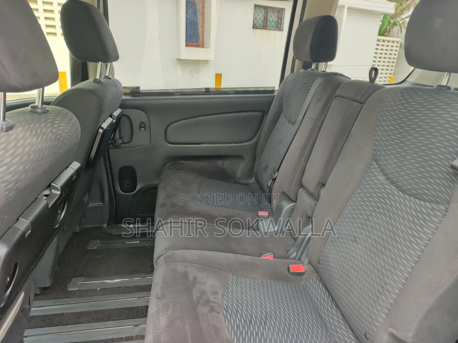 Nissan Serena 2016 Silver