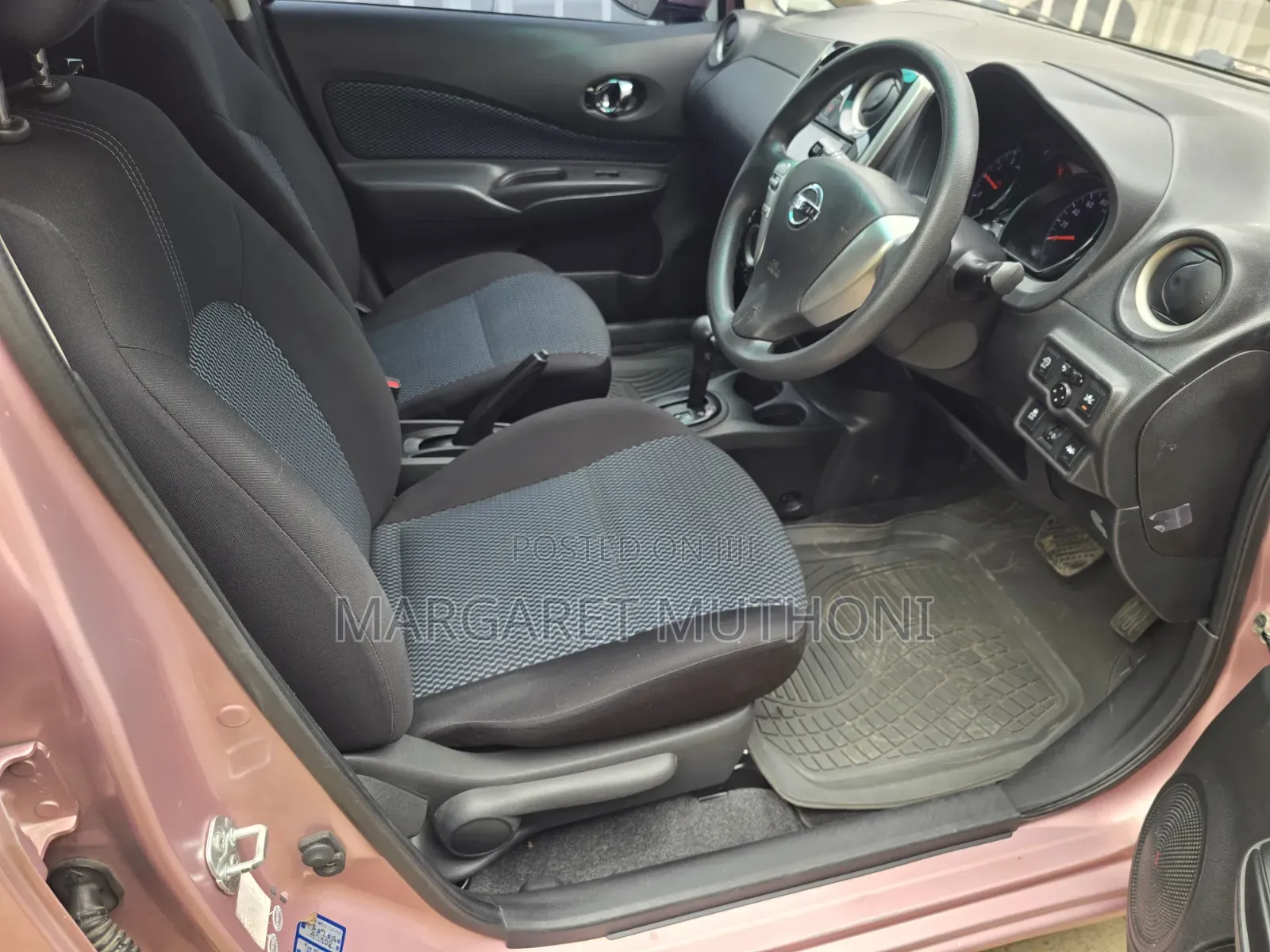 Nissan Note 2015 Pink