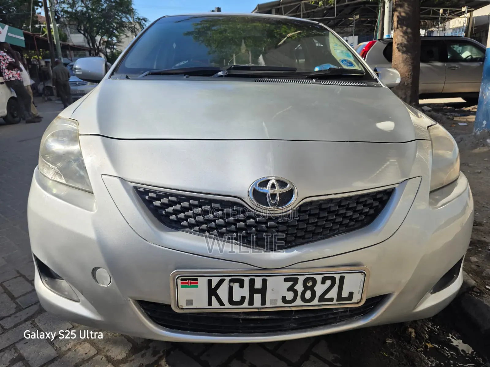 Toyota Belta 2009 Silver