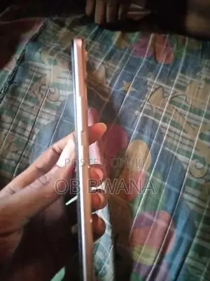 Infinix Hot 5 16 GB Bronze
