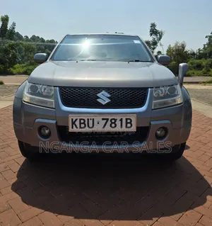 Suzuki Escudo 2005 Gray