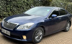 Toyota Crown 2012 Blue