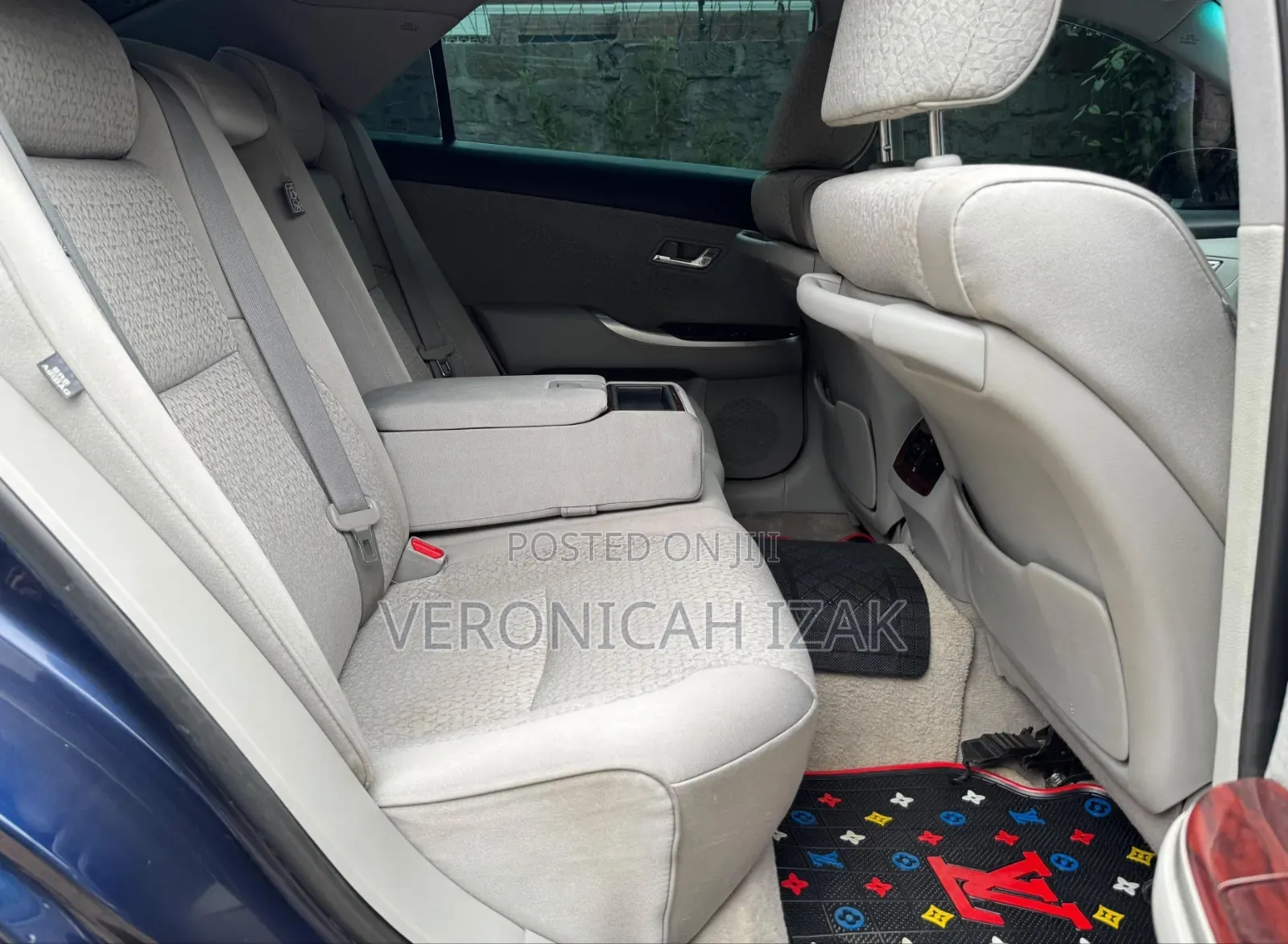 Toyota Crown 2012 Blue