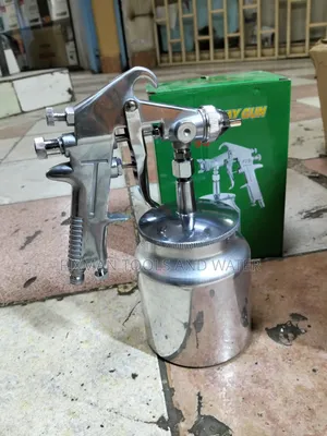 Auto Garage Paint Sprayer Fine Finish 1000ml Capacity