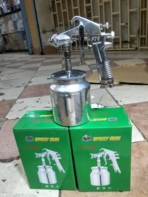 Auto Garage Paint Sprayer Fine Finish 1000ml Capacity