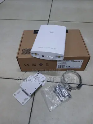 Grandstream GWN7630 Dual-Band Enterprise Wi-Fi Access Point