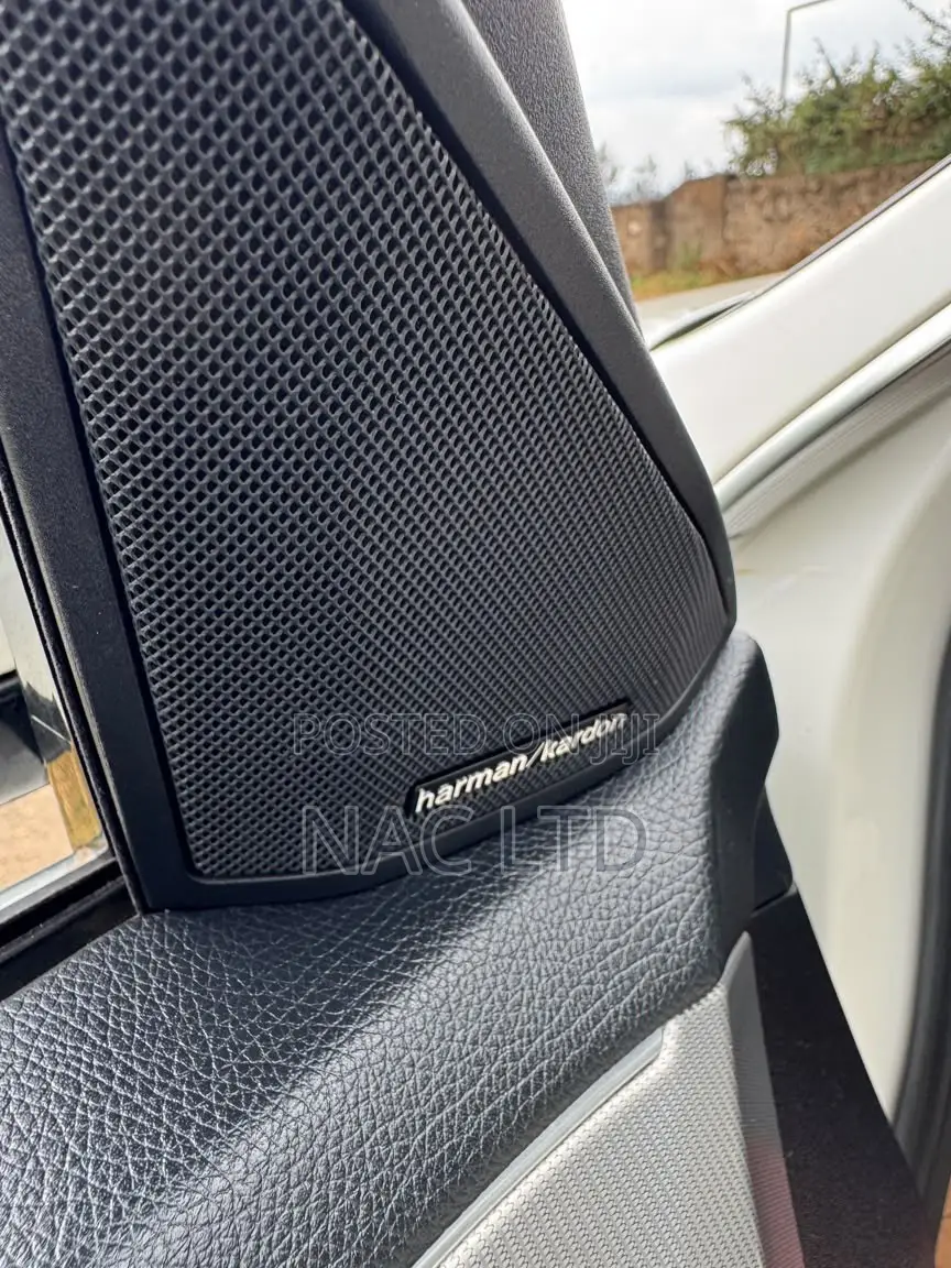 Mercedes-Benz E250 SV Premium 2014 White