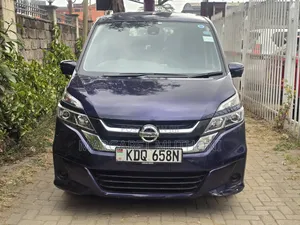 Nissan Serena 2017 Blue