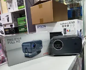 CY900 Android 13 Projector