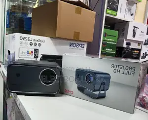 CY900 Android 13 Projector
