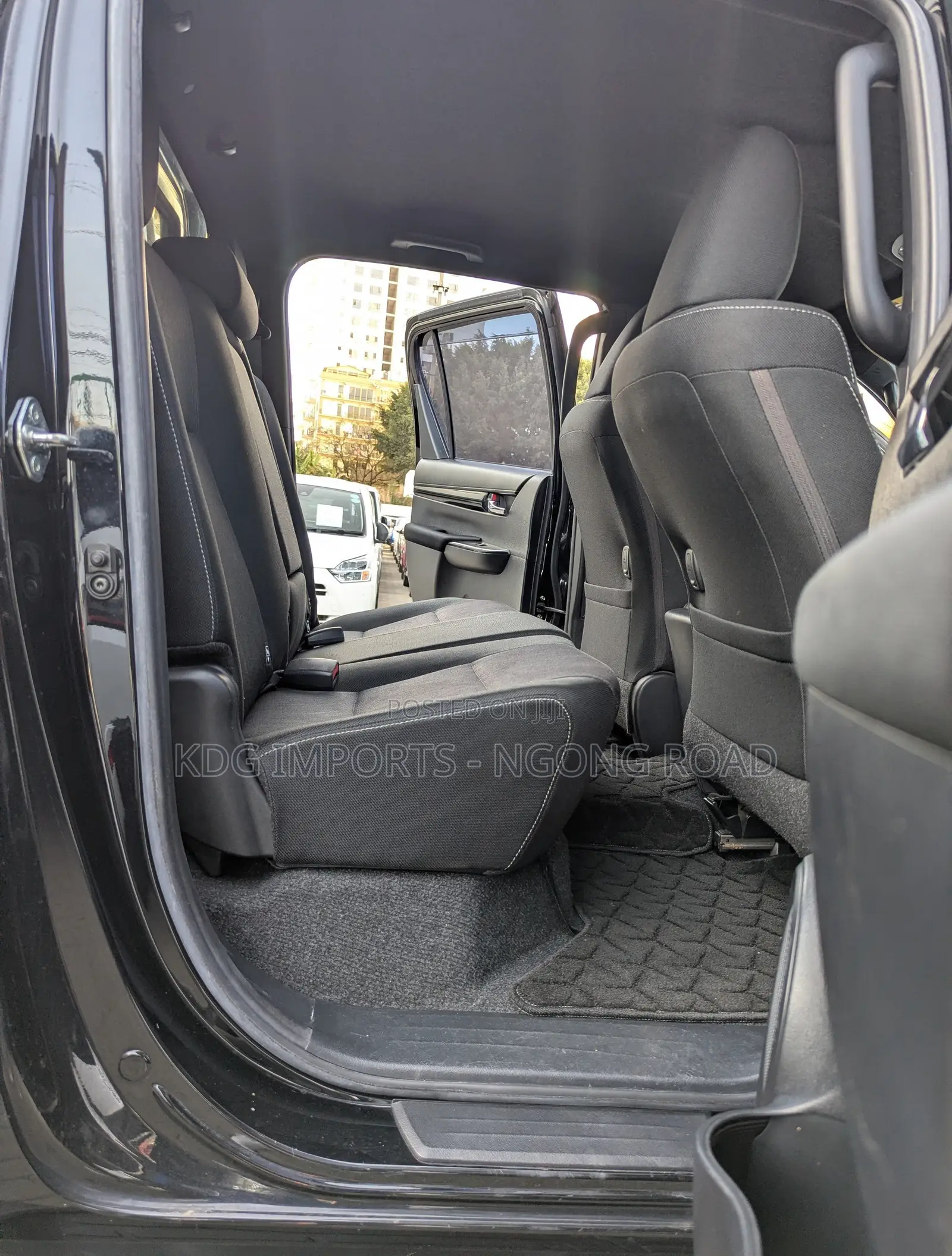 Toyota Hilux 2019 Black