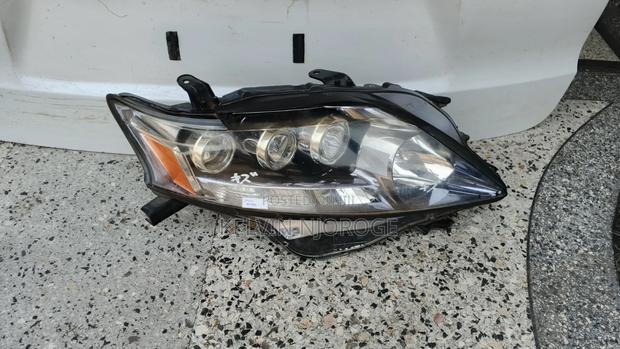 Lexus Rx 350 Headlight