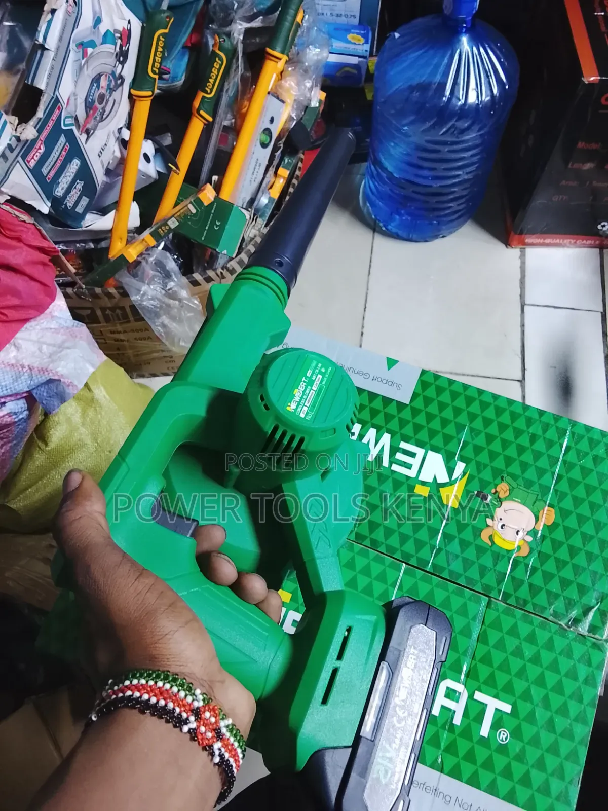 New Beat Cordless Blower