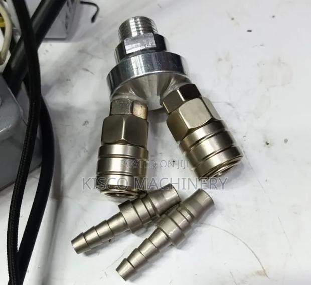 2-Way Air Compressor Splitter/Double Coupler Socket - thumbnail 2