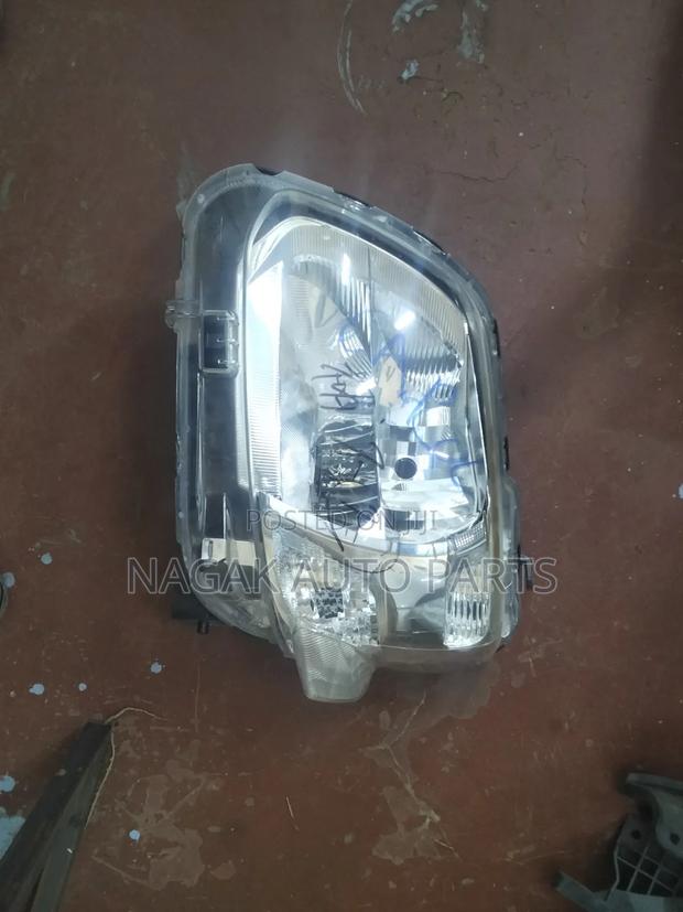 Tanto 2015 Headlight Xenon Type