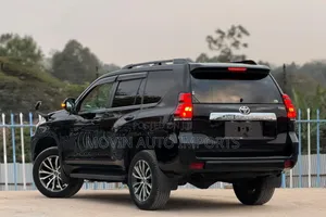 Toyota Land Cruiser Prado 2.8 2020 Black