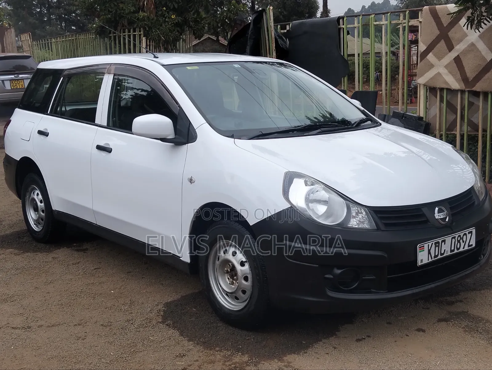 Nissan Advan 2014 White