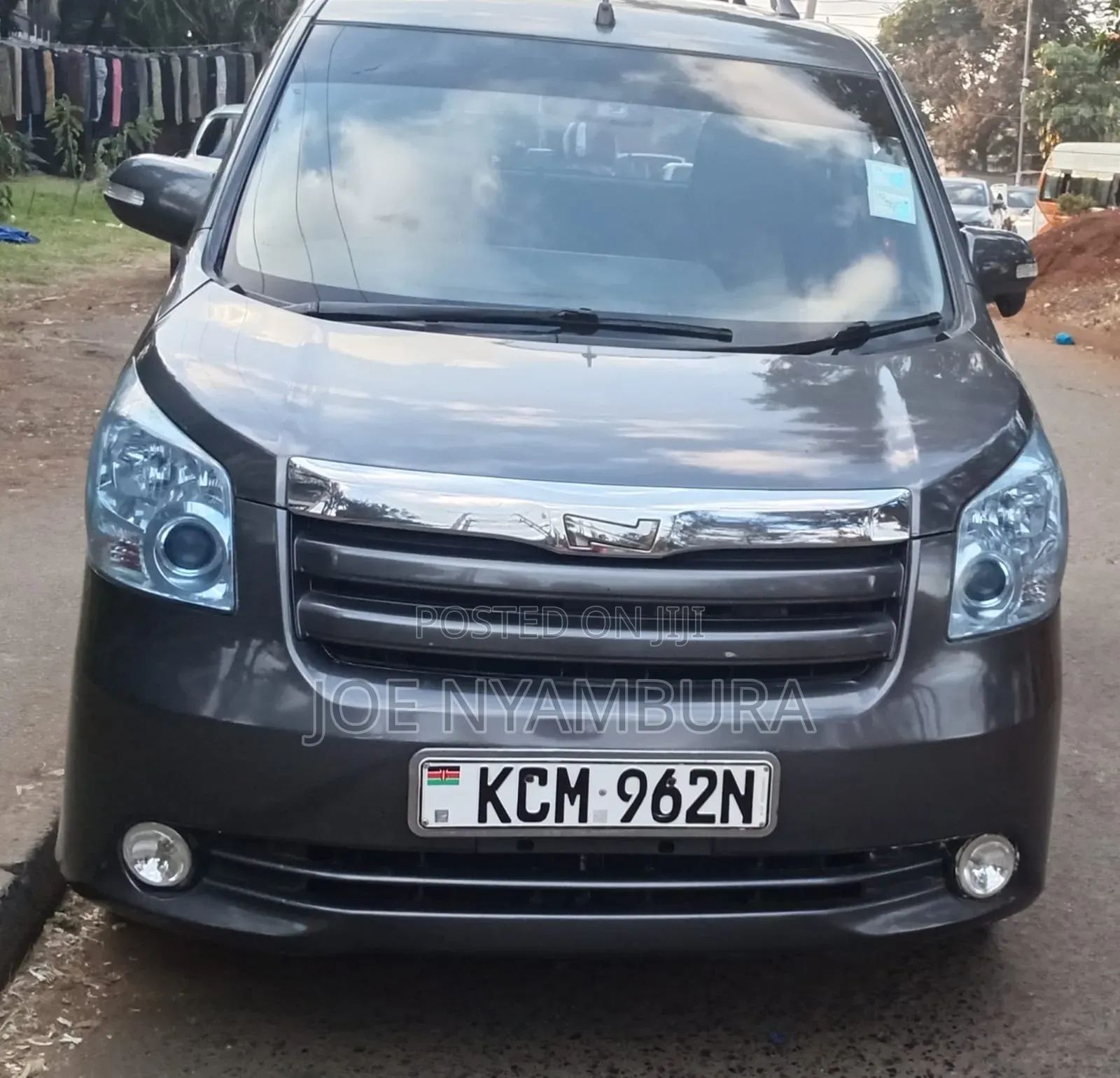 Toyota Noah 2010 Black