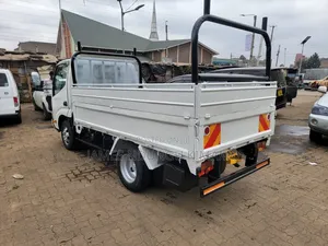 Toyota Dyna 2014 White