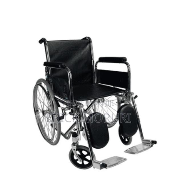 Wheelchair - thumbnail 2