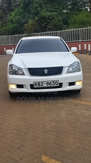 Toyota Crown 2007 White