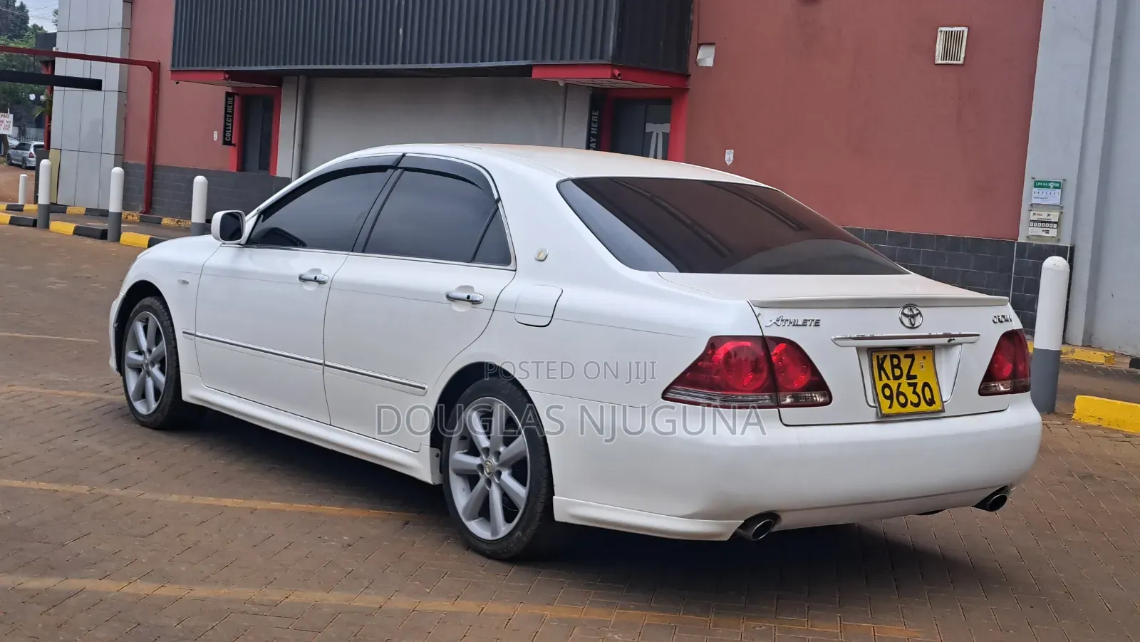Toyota Crown 2007 White