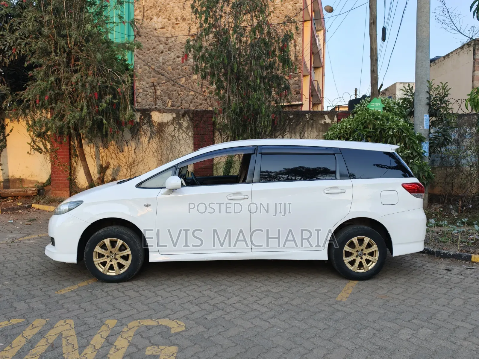 Toyota Wish 2011 White