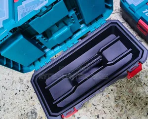 17" Total Plastic Tool Box
