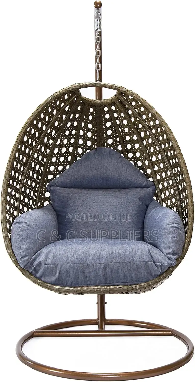 Leisure Outdoor Hanging Chair.