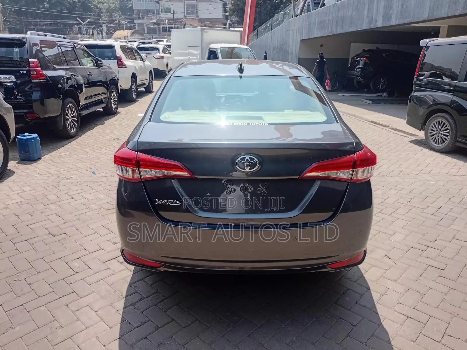 Toyota Yaris 2019 Gray