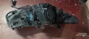 Ipsum 2005 Headlight Non Xenon