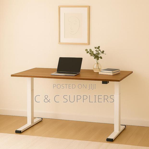 Electric Adjustable Table for Office Work