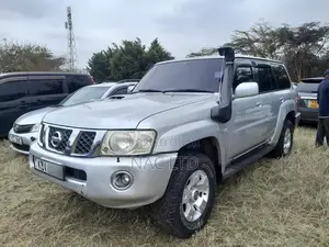 Nissan Patrol 2006 Silver