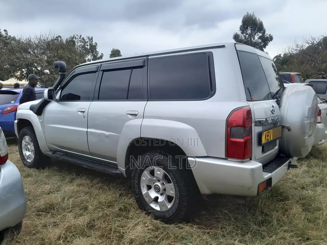 Nissan Patrol 2006 Silver
