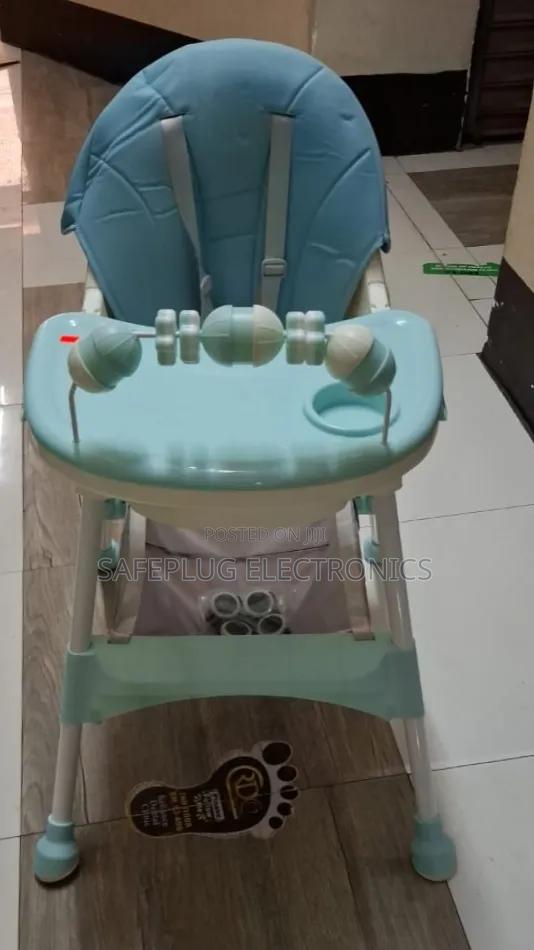 Multifunctional Baby Feeding Chair – Lightweight Adjustable