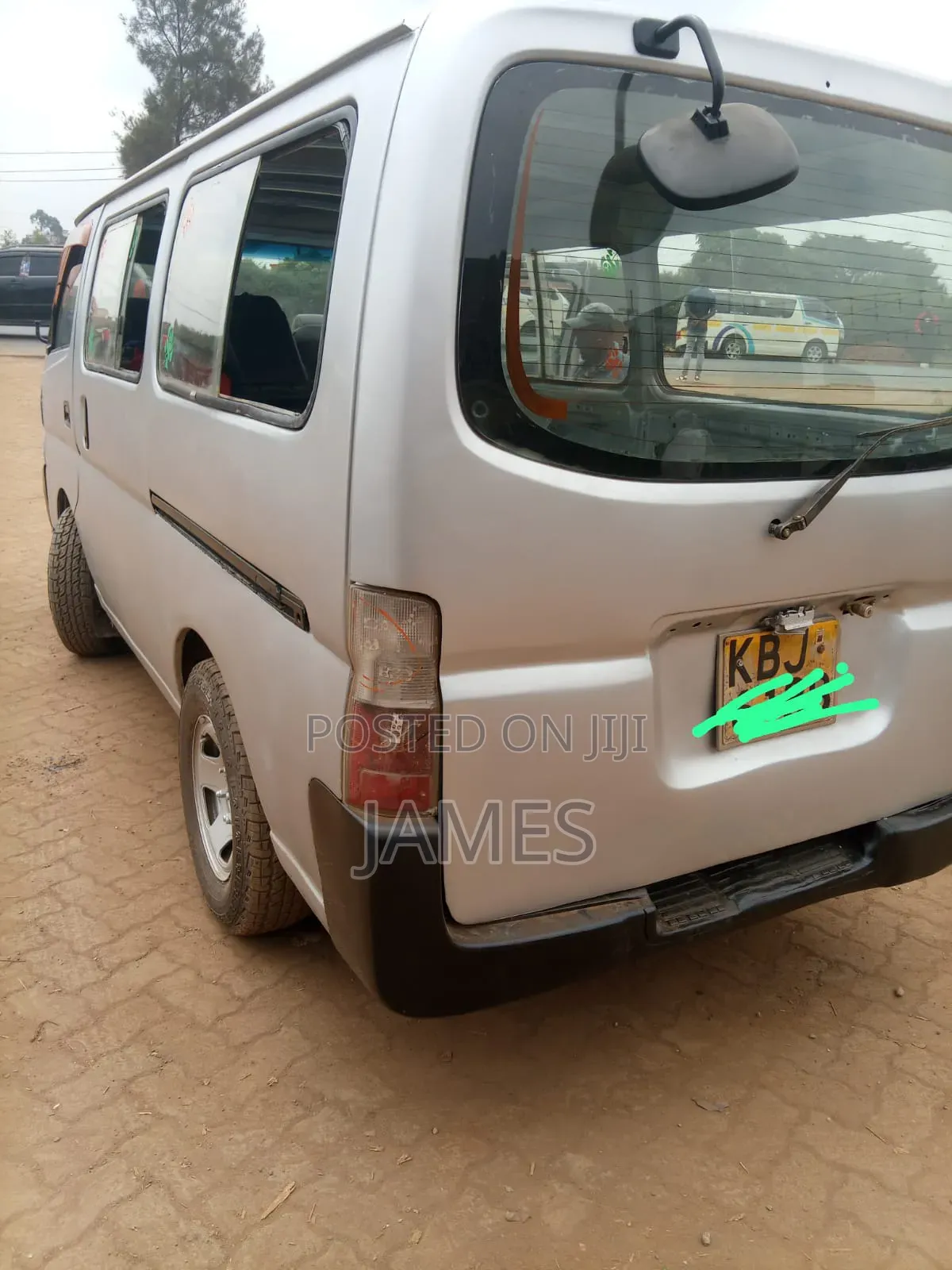 Nissan Caravan (Urvan) 2005 Grey