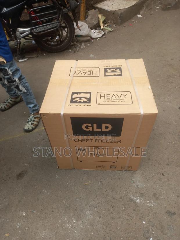 Silver 60l Chest Freezer - main view