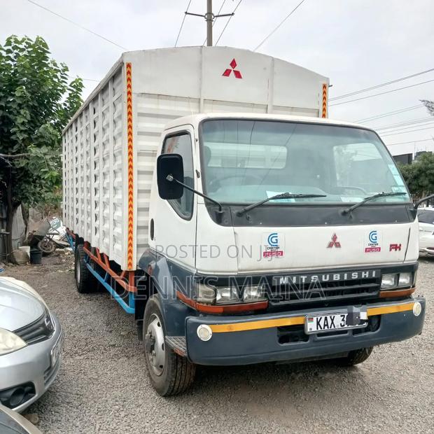 Mistubishi Fh 2005 White
