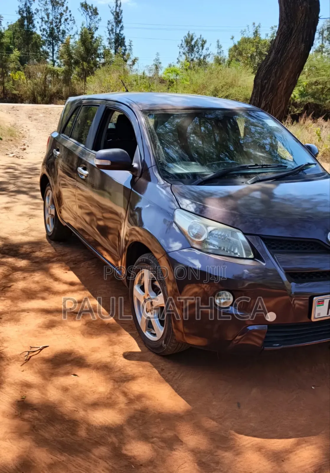 Toyota IST 2012 Maroon