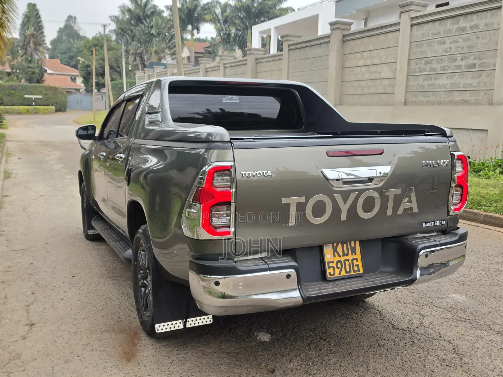 Toyota Hilux Revo Smart Cab Deisel 2.4 AWD 2022 Gold