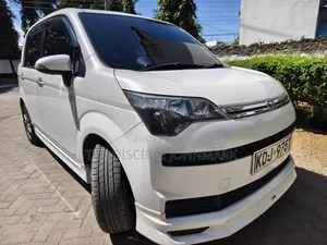 Toyota Spade 2015 White