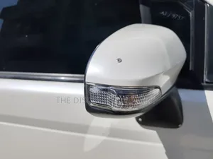 Toyota Spade 2015 White