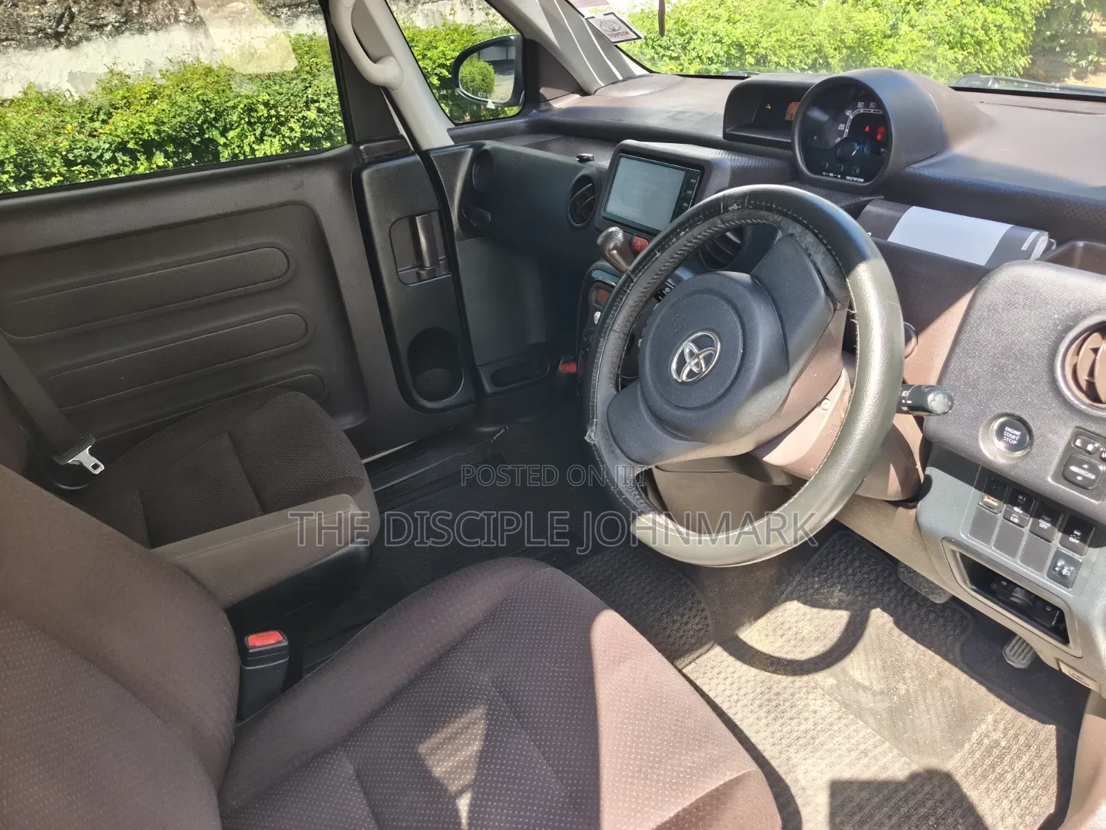 Toyota Spade 2015 White