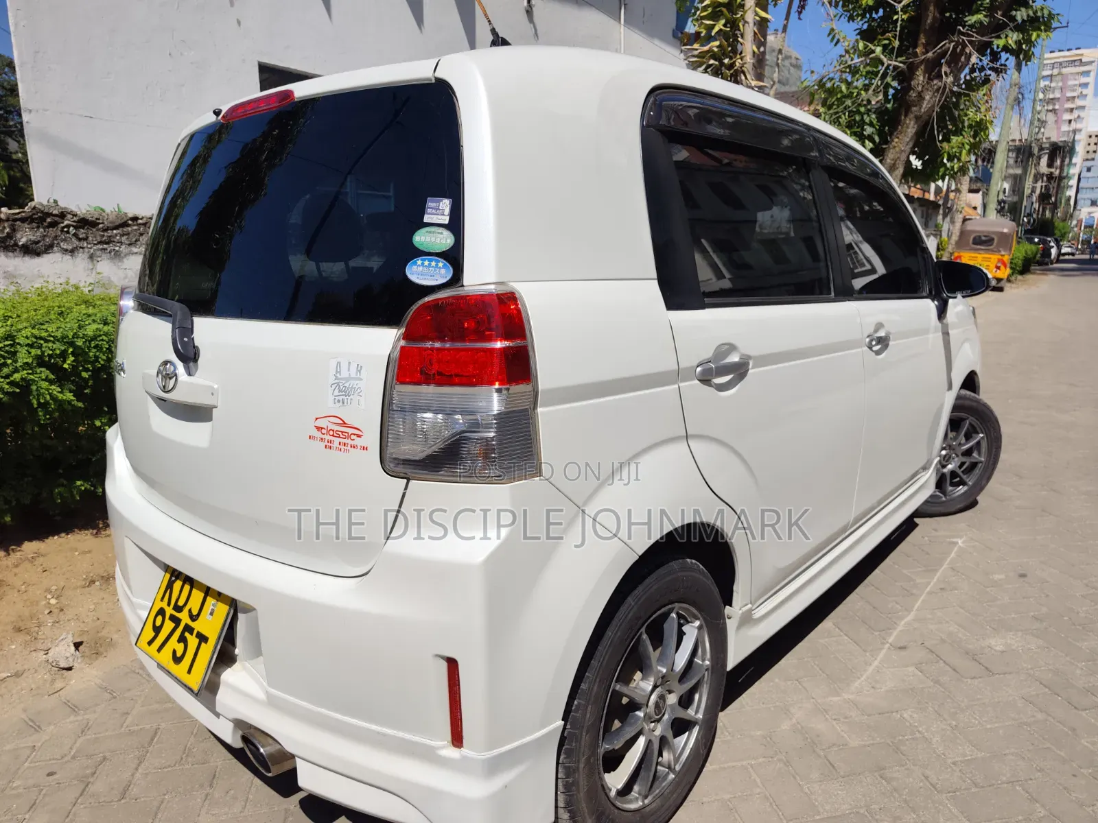 Toyota Spade 2015 White